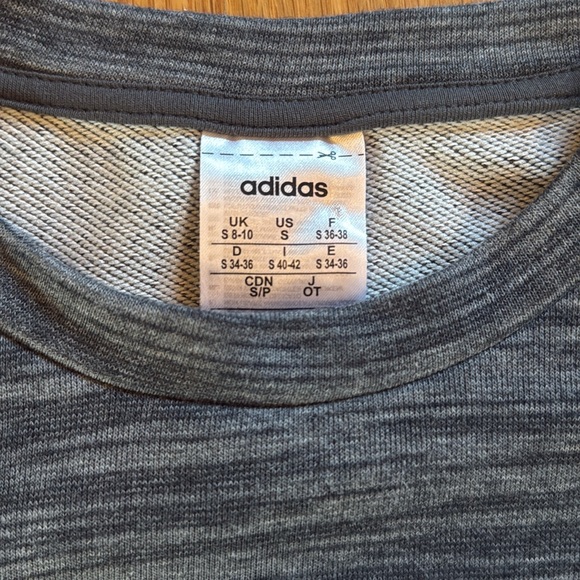 ADIDAS crop crew neck sz S - Picture 2 of 3